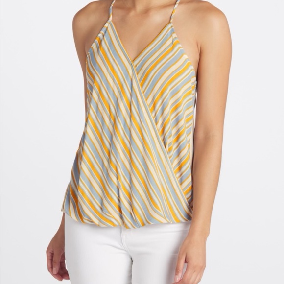 MIX BY 41 HAWTHORN MAC Surplice Top - Picture 1 of 7